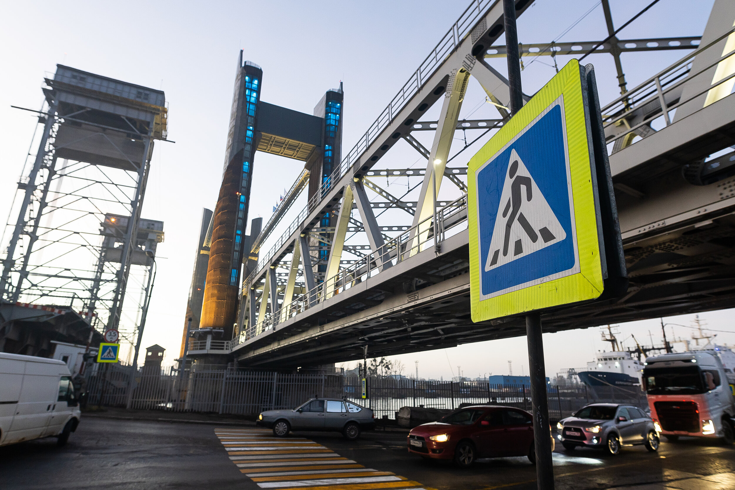 Железнодорожный дублёр двухъярусного моста в Калининграде передали РЖД (фоторепортаж) - Новости Калининграда | Фото: Александр Подгорчук / «Клопс»