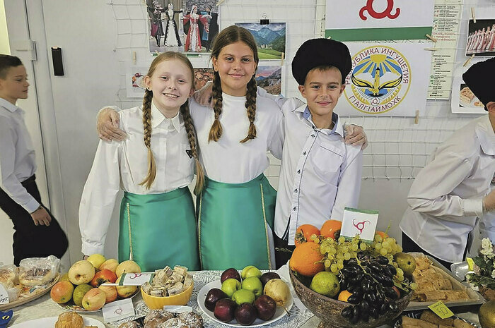 Фестиваль «Дружба народов» помог больным детям | Фото: из группы министерства образования КО  во «ВКонтакте»