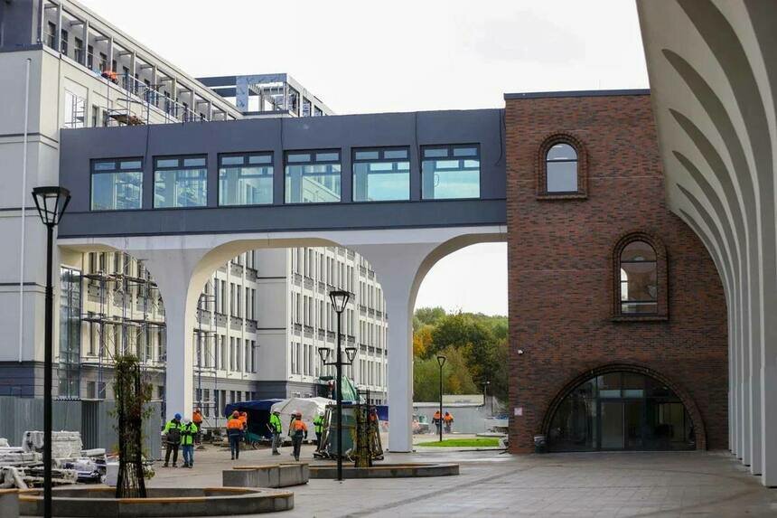 Строительством кампуса занимается компания «Монотек Строй».  | Фото: пресс-служба БФУ им. Канта, Екатерина Боровик