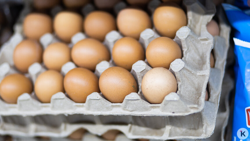 Курица дорожает, а яйца наоборот: Владимир Путин рассказал о контроле за ростом цен    - Новости Калининграда | Фото: Александр Подгорчук / Архив «Клопс»