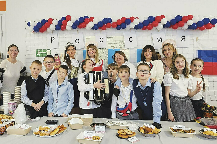 Школьники организовали ярмарку | Фото: из группы министерства образования КО  во «ВКонтакте»