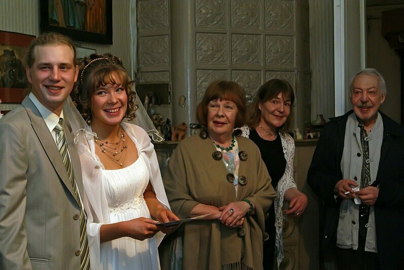 Известный писатель любил семью и жизнь во всех её проявлениях.  | Фото: архив Полины Баженовой