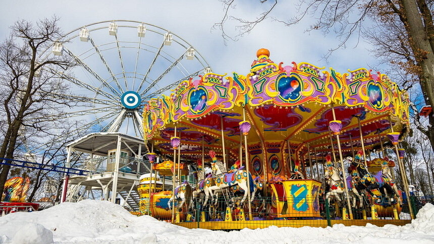 Открой сердце новогодним приключениям с парком аттракционов «Юность» - Новости Калининграда