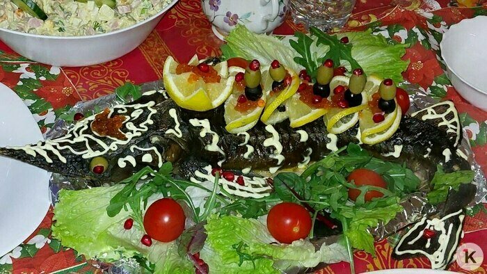 Фирменное новогоднее блюдо Надежды из Славска — стерлядь в духовке | Фото: Надежда