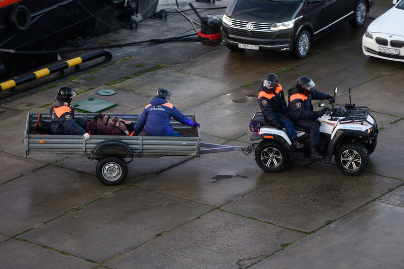 Местом встречи стал комплексный нефтяной терминал «Лукойл-КНТ». | Фото: Александр Мелехов