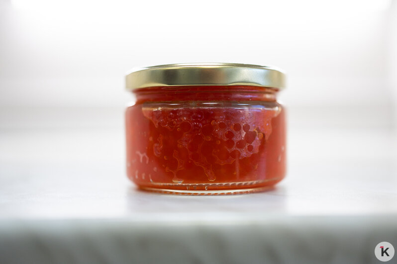 Даже и не пахнет: что в Калининграде продают с развалов под видом красной икры (фото) - Новости Калининграда | Фото: Александр Подгорчук / «Клопс»