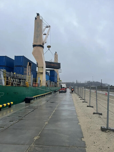 С корабля на тягач: в порту Пионерского тестируют новую систему погрузки - Новости Калининграда | Фото: пресс-служба «Росморпорта»