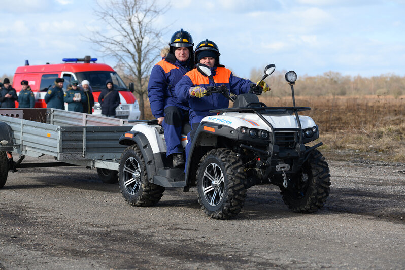 Те, кто всегда на передовой: в России отмечают День спасателя