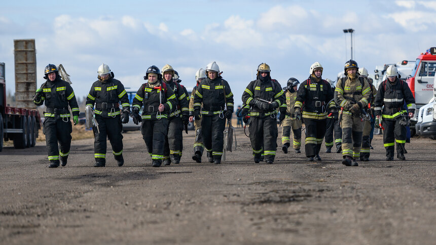 Те, кто всегда на передовой: в России отмечают День спасателя