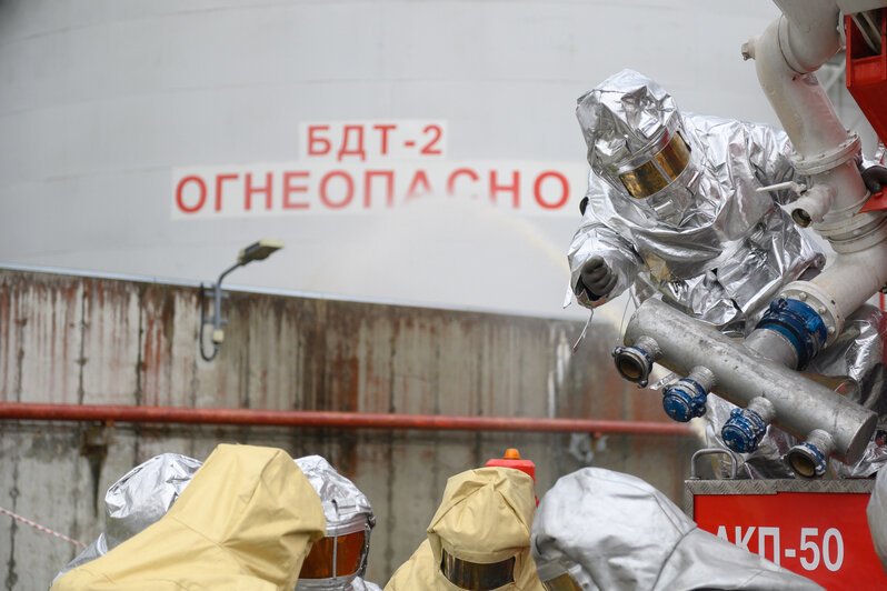 Те, кто всегда на передовой: в России отмечают День спасателя