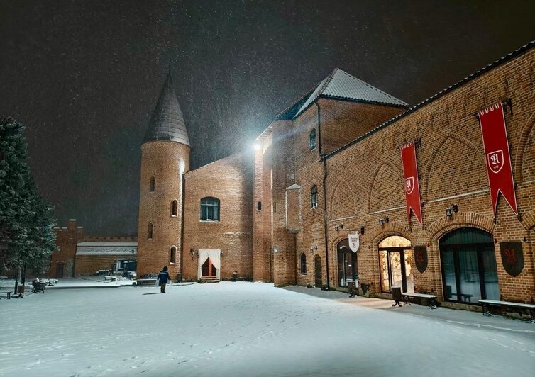 Топ-5 мест в Калининграде и области, где можно отдохнуть на новогодних каникулах (фото) - Новости Калининграда | Фото: группа ВКонтакте / «Замок Нойхаузен»