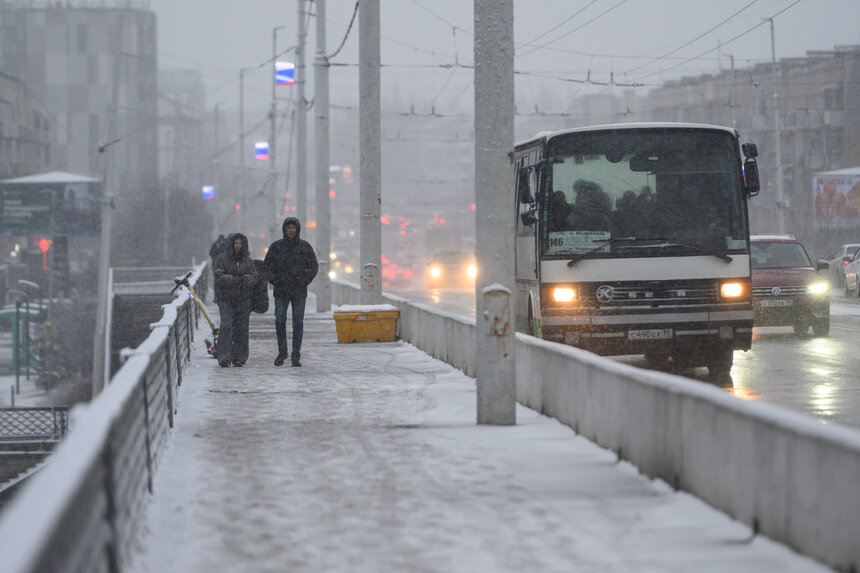 Коммунальщики готовы к снегу. | Фото: Александр Мелехов