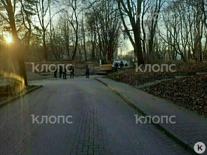 Бомбу обнаружили на пересечении ул. Галицкого и Бесселя  | Фото: очевидец