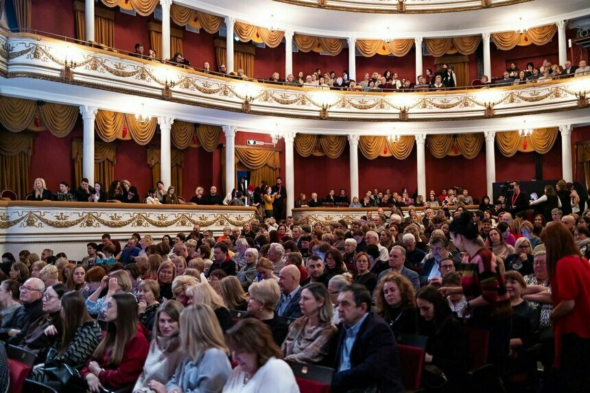 На открытии фестиваля - полный зал. | Фото: АНО «Фестивальная дирекция» 