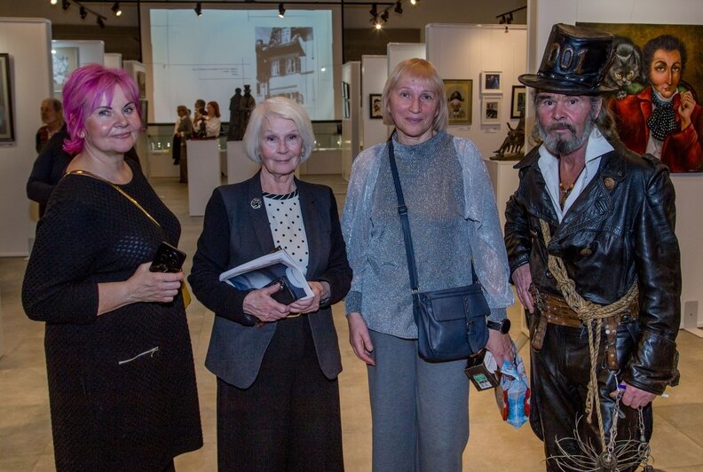 «Научиться видеть сквозь время»: как в Калининграде открылась юбилейная выставка проекта «Гофманиана»  - Новости Калининграда | Фото: Владимир Бацев