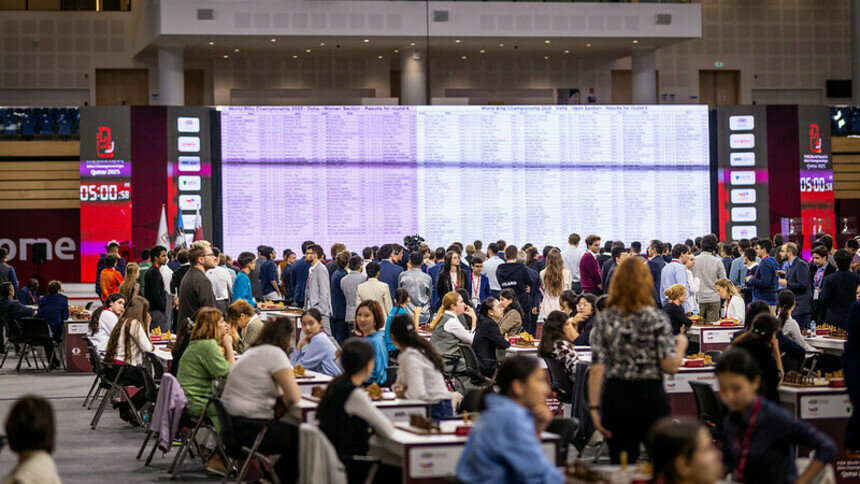 12-летний москвич обыграл чемпиона мира по шахматам в официальном турнире - Новости Калининграда | Фото: Анна Штурман, ФИДЕ