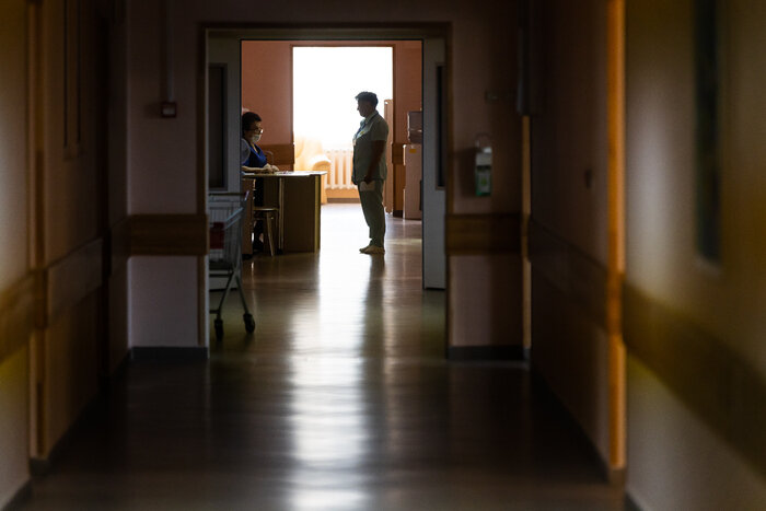 Любой перинатальный центр достаточно уязвим, потому что всегда есть тяжёлые пациенты.  | Фото: Александр Подгорчук 