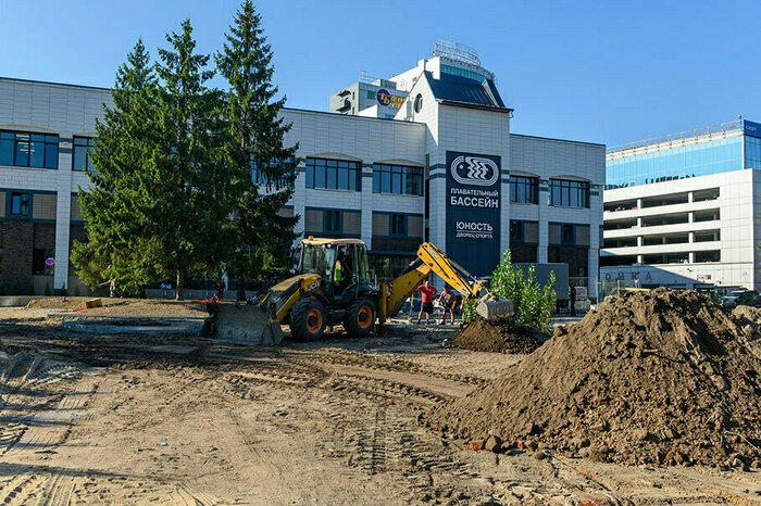 Территория возле спорткомплекса «Юность». | Архив "СК"
