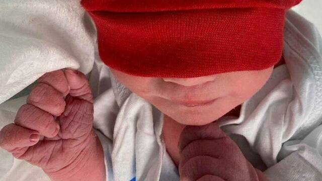 Мальчик весом 4010 г стал самым крупным новорождённым в новогоднюю ночь