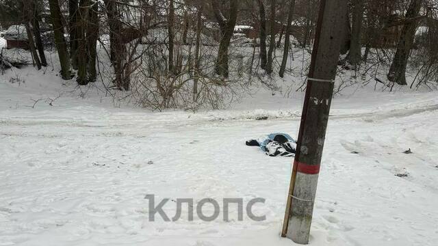 Шок и растерянность: пассажиры «Ласточки» до Светлогорска заметили лежащего без движения человека на станции (фото)