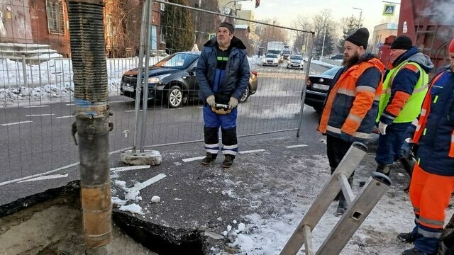 Стало известно, когда завершат ремонт после провала на перекрёстке в Калининграде