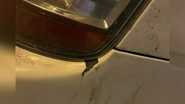 «Пнул бампер, а потом и меня»: в Калининграде пассажир набросился на таксистку, объезжавшую пробки в Балтрайоне (видео)