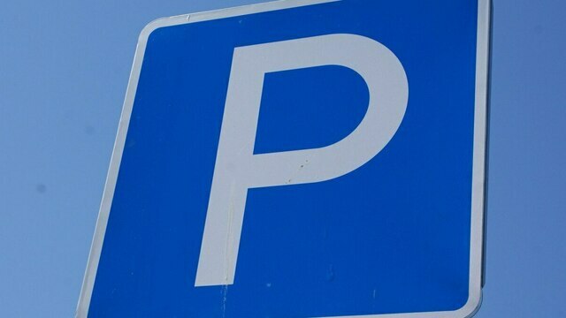 В мэрии рассказали, когда ещё две парковки в Калининграде станут платными