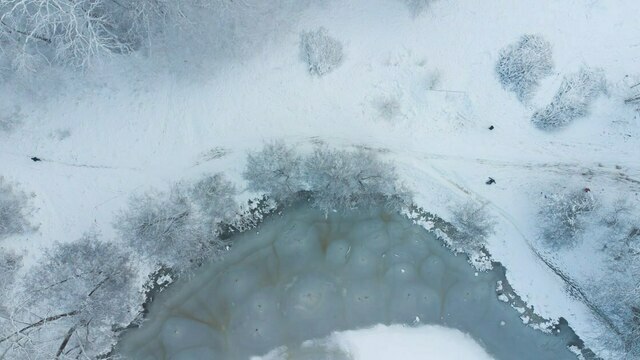 Не думай об умерших и не ругайся с живыми: приметы на 18 января