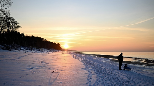 Январский закат на Куршской косе