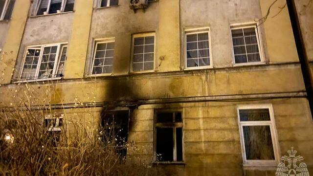 Сосед позвал: «Пойдём детей ловить»: калининградцы рассказали, как спасали семью из огня на Восточной (видео)  