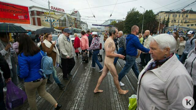 Охота на покемонов, голый перформанс и тюлень в Преголе: чем запомнился для калининградцев 2016 год (фото) 