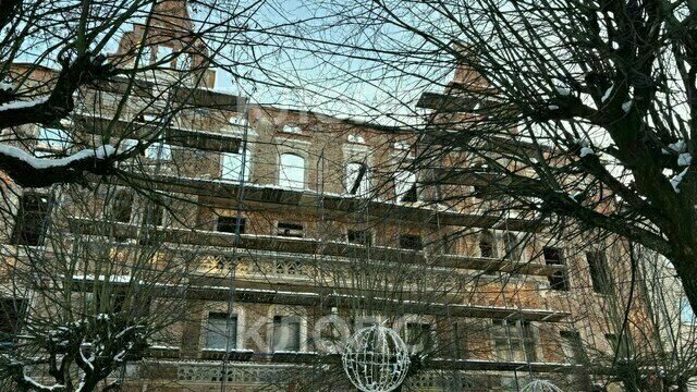 Бывшее «блошиное кино» в Советске избавилось от жёлтой краски на фасадах и готовится удивлять горожан и туристов   