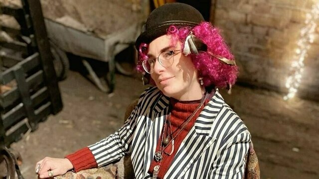 Калининградка собирает штормовые дары моря и превращает их в украшения с историей