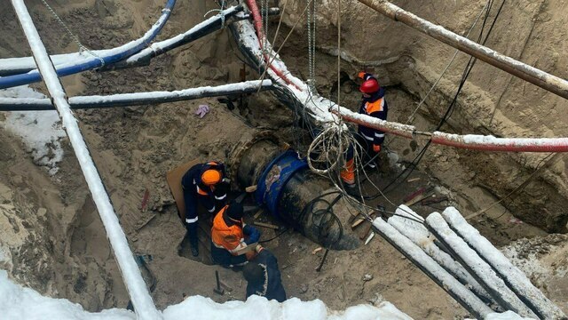 Мороз крепчает, трубы летят: аварийные службы работают в усиленном режиме