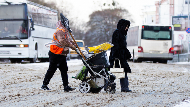 В ожидании оттепели власти Калининграда закупают помпы и насосы для борьбы с подтоплениями 