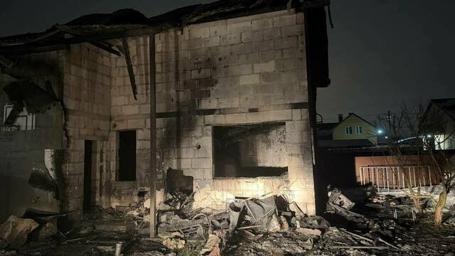 Ночью в посёлке Шоссейное в пожаре погибли женщина и ребёнок