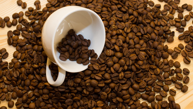 Золото в чашке: 5 рецептов, которые превратят вашу кухню в лучшую кофейню города