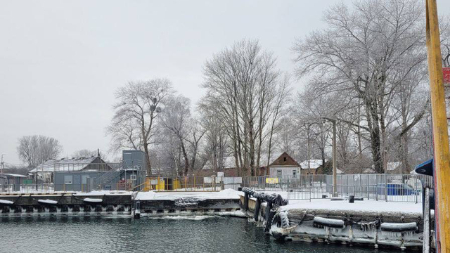 Всего один рейс: с Балтийской косы наконец вывезли автомобили