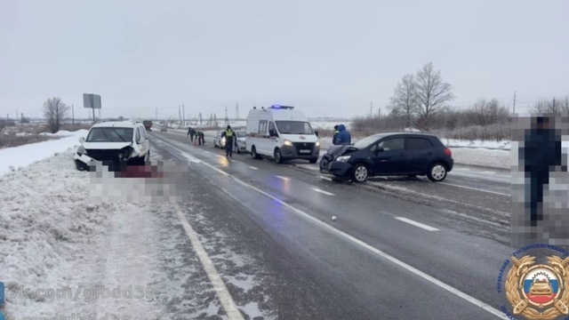 Двойная трагедия на гололёде: водитель пережил одно ДТП, но погиб во втором