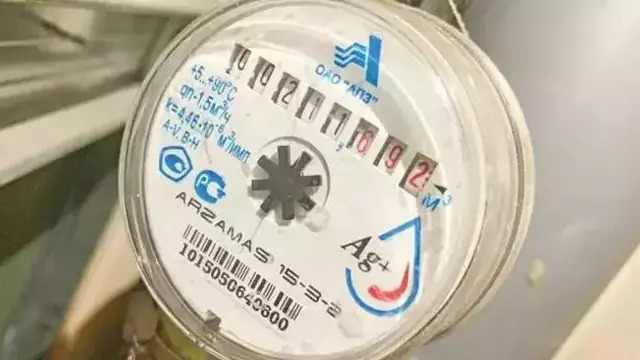 Калининградцы без счётчиков стали платить за холодную воду вдвое больше