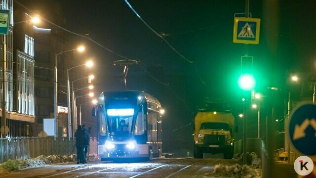 Пассажиры рисковали на дороге: Дятлова вмешалась в ситуацию с трамваями на улице Фрунзе