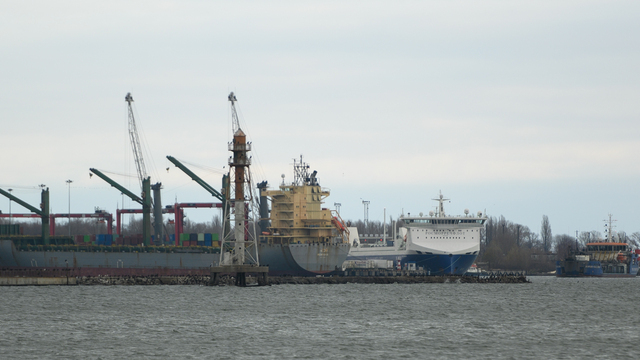 Акватория льда: Финский залив полностью замёрз впервые за 15 лет