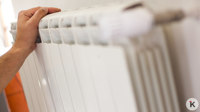 В Калининградской области семья с перенёсшим три инсульта инвалидом осталась без отопления и с огромным долгом за свет (видео)