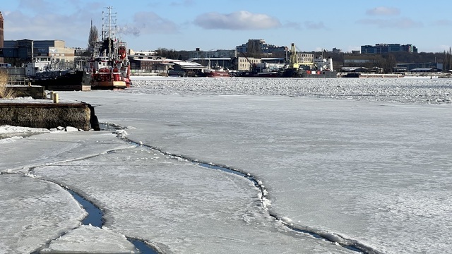 Морские грузы в Калининград задерживаются на несколько дней