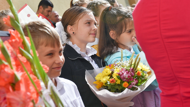 Без бассейнов: ещё не построенную школу в Холмогоровке хотят уменьшить