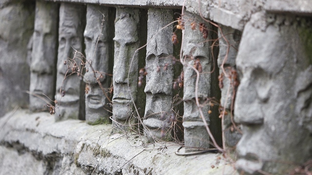 Не отказывай в милостыне и говори о покойниках с уважением: приметы на 23 марта