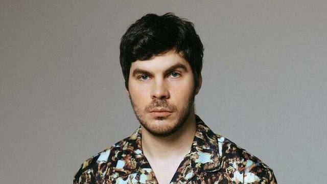 Неожиданные ассоциации и тонкий абсурд: в Калининграде пройдёт сольный концерт Богдана Лисевского