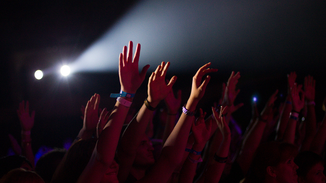 Конкурс красоты и театральный фестиваль: 7 бесплатных мероприятий, чтобы поднять себе настроение в конце недели