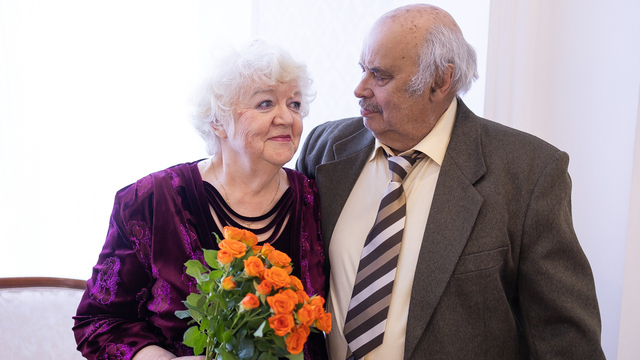 Были рядом почти с рождения: калининградцы Татьяна и Александр Раткевичи отметили 50-летний юбилей супружества (фото, видео)  