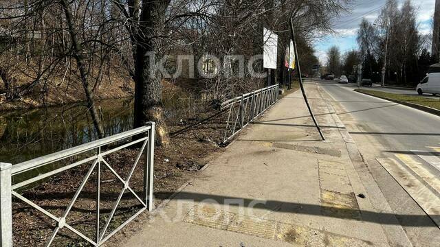 «Пьяный думал, что герой, только ров поймал с водой»: музыкальный дайджест калининградских новостей за неделю (видео)  